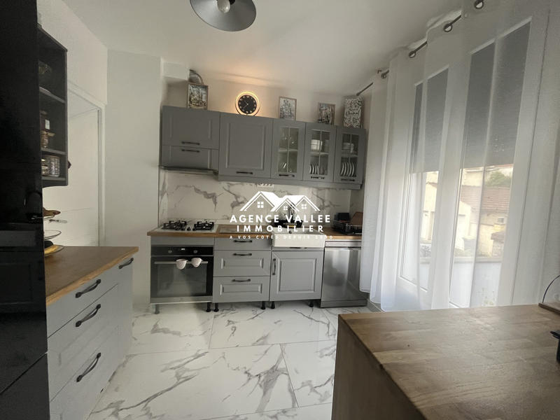 Maison - 100 m² - 5 pièces