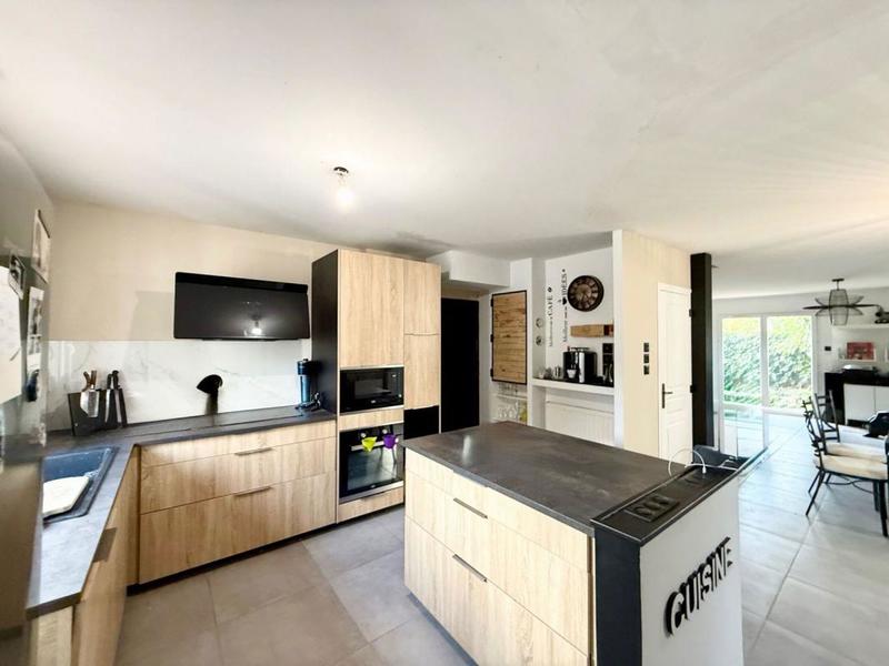 Maison - 114 m² - 4 pièces