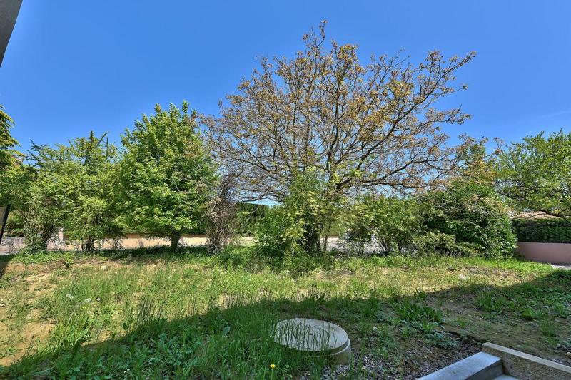 Propriété - 210 m² - 7 pièces