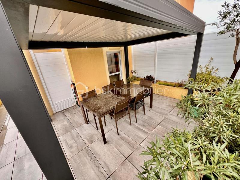 Appartement - 95 m² - 4 pièces