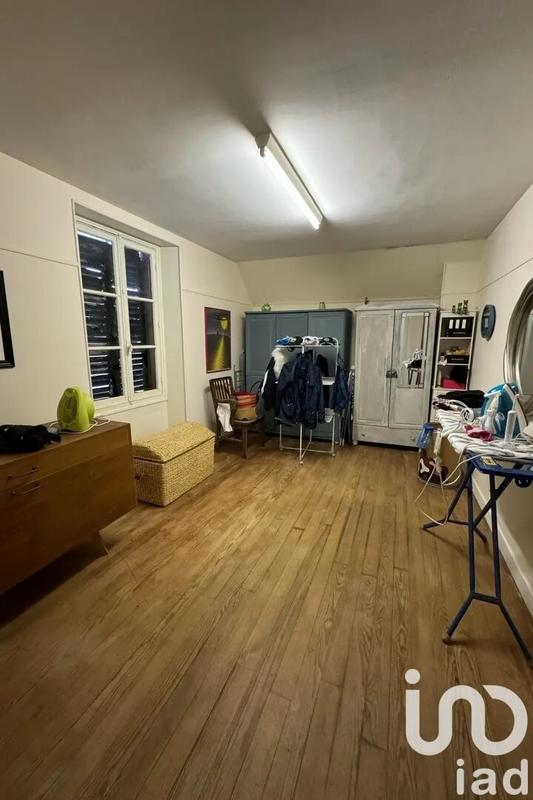 Maison - 220 m² - 11 pièces