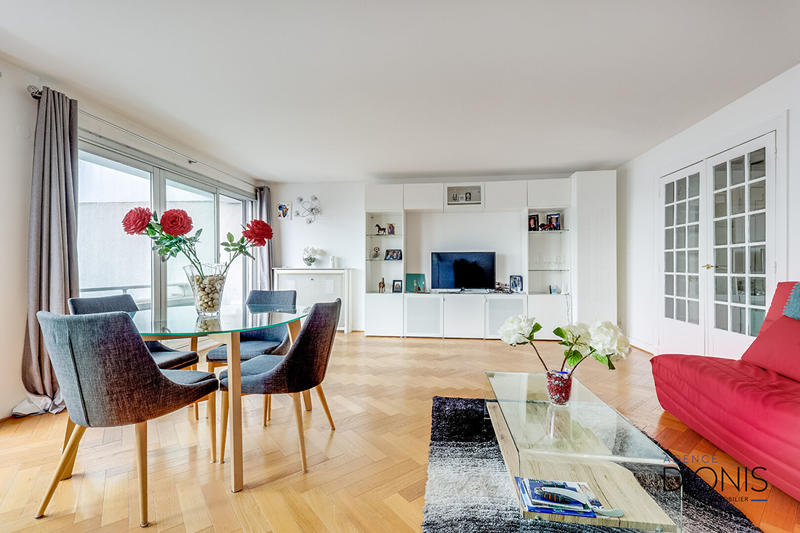 Appartement - 82 m² - 4 pièces