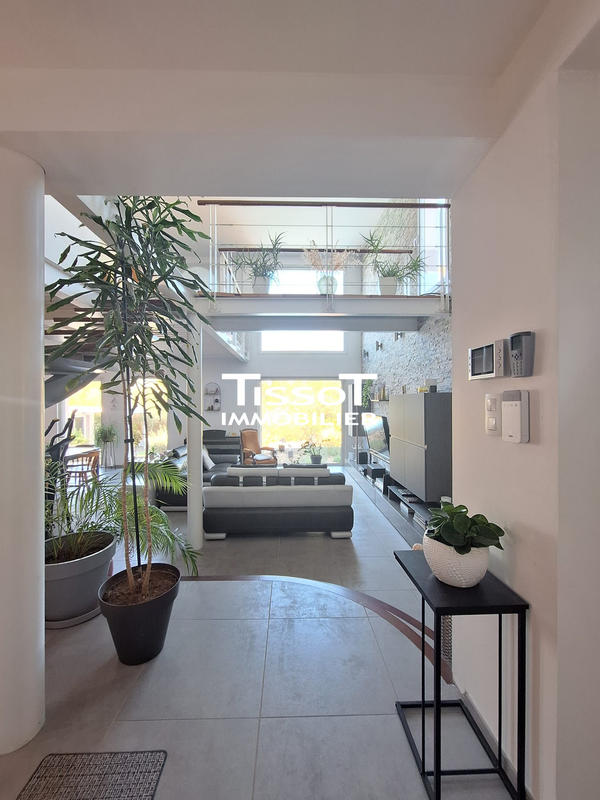 Maison contemporaine - 192 m² - 6 pièces