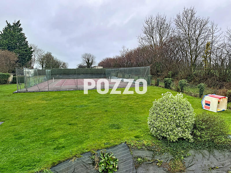 Maison - 180 m² - 5 pièces