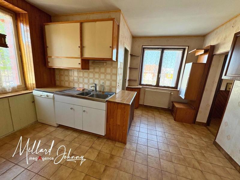 Maison - 104 m² - 4 pièces