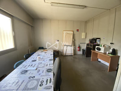 Local commercial - 840 m²