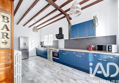 Maison de ville - 205 m² - 8 pièces