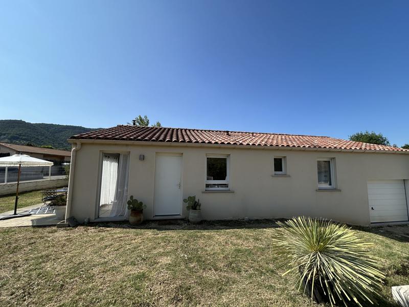 Maison - 92 m² - 4 pièces