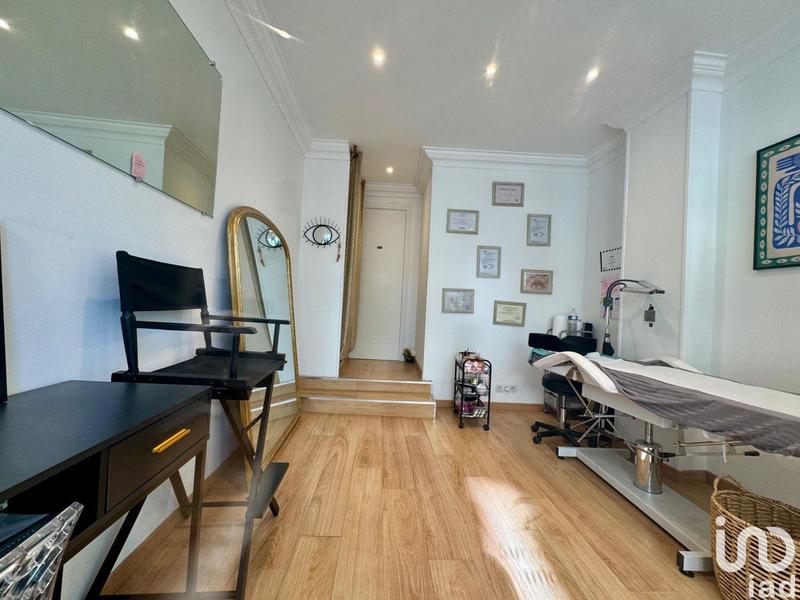 Local commercial - 18 m²