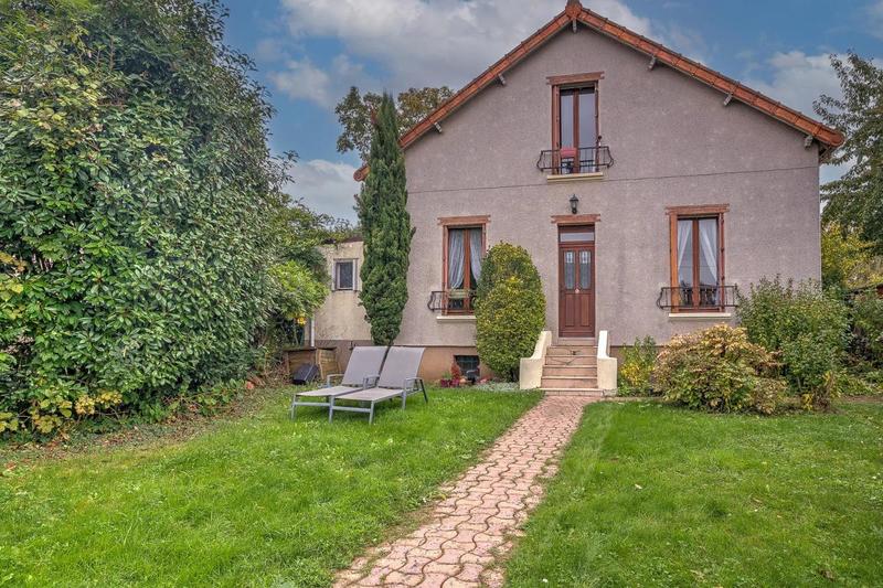 Maison - 117 m² - 6 pièces