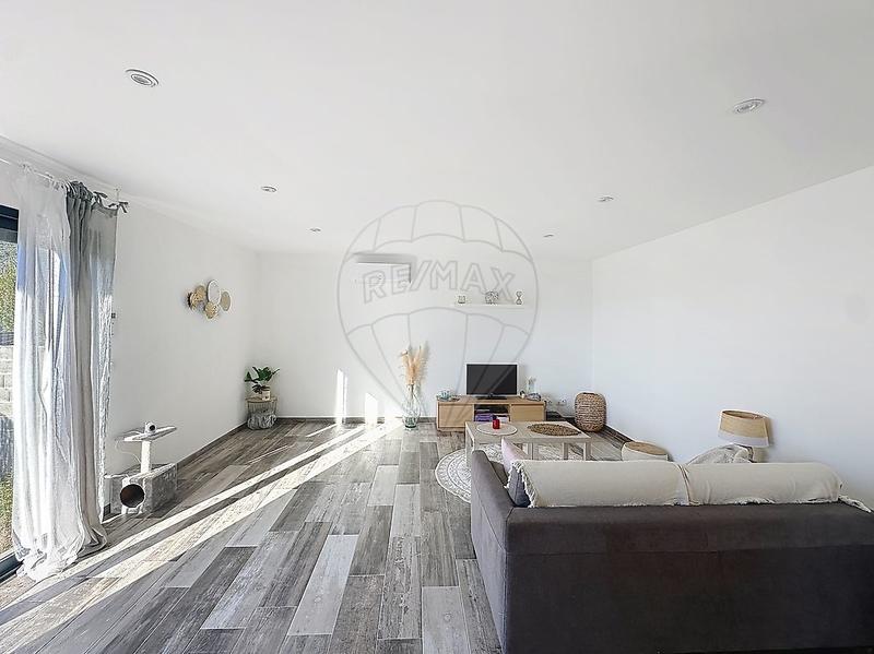 Maison - 122 m² - 4 pièces