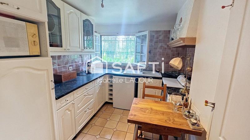 Villa - 260 m² - 6 pièces