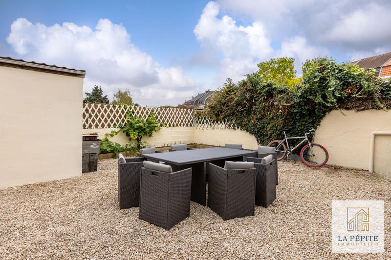 Maison - 95 m² - 4 pièces