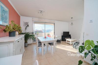 Appartement - 74 m² - 3 pièces