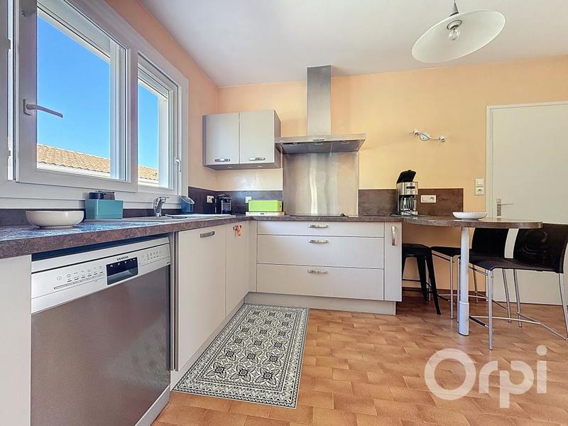 Maison - 96 m² - 4 pièces