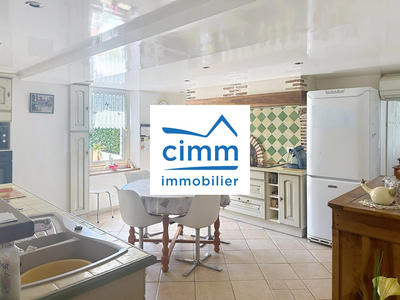 Maison - 154 m² - 8 pièces