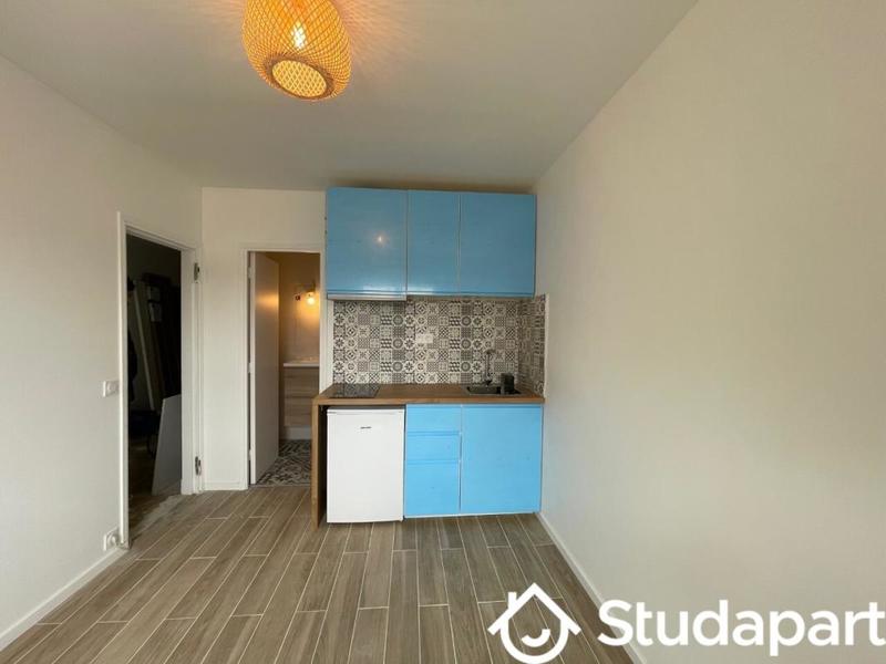 Chambre - 11 m² - 1 pièce