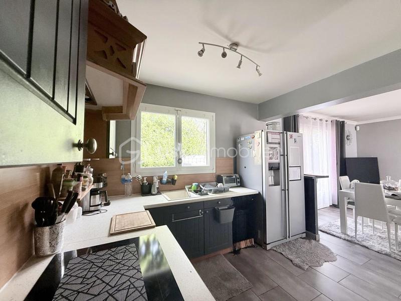 Maison - 170 m² - 7 pièces