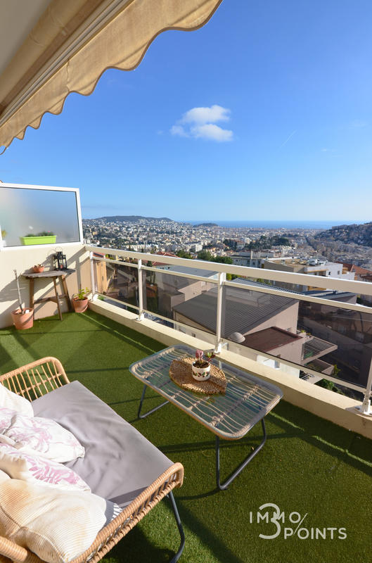 Appartement - 65 m² - 3 pièces