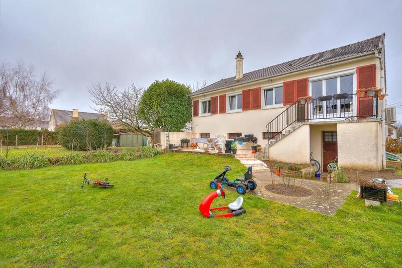 Maison - 77 m² - 5 pièces
