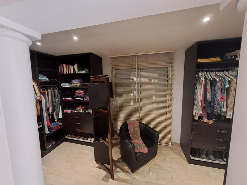 Villa - 178 m² - 6 pièces