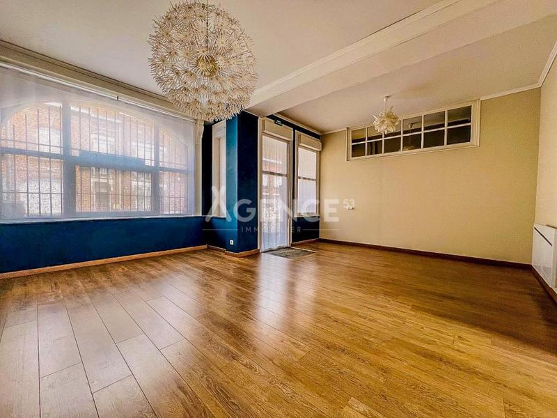 Maison - 183 m² - 6 pièces