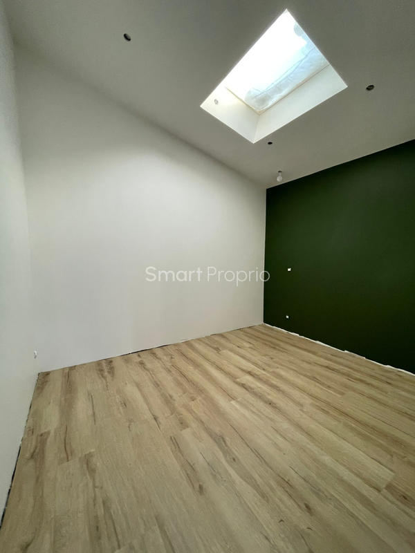 Local d'activités - 280 m² - 5 pièces