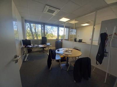 Bureau - 220 m²