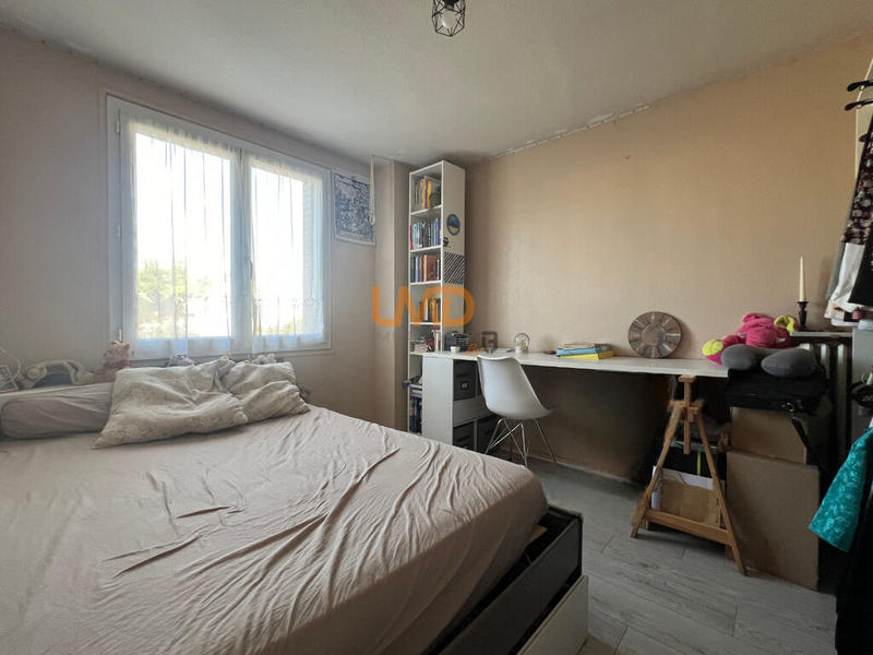 Maison - 187 m² - 8 pièces