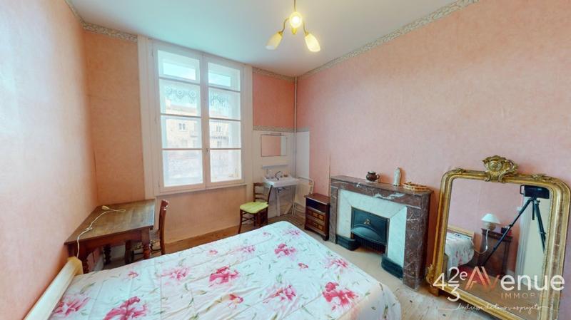 Appartement - 100 m² - 5 pièces