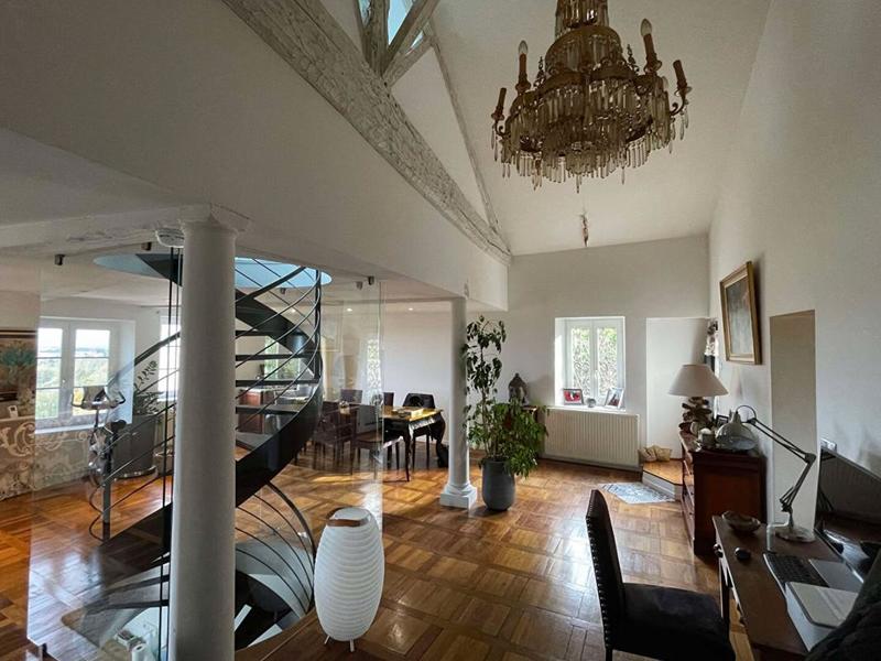 Maison - 164 m² - 5 pièces