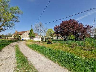 Maison - 213 m² - 8 pièces