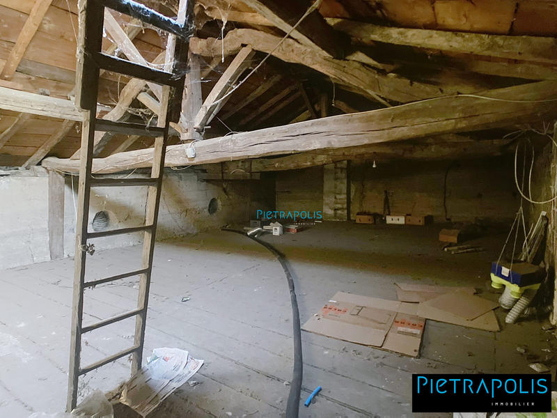 Maison - 177 m² - 6 pièces