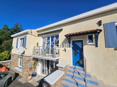 Maison - 169 m² - 6 pièces