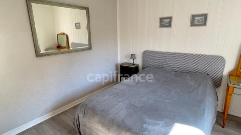 Maison de village - 368 m² - 8 pièces