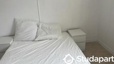 Chambre - 11 m² - 1 pièce