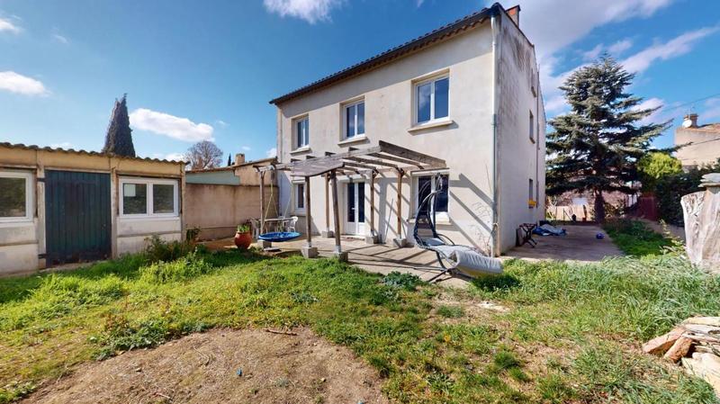 Maison - 162 m² - 7 pièces