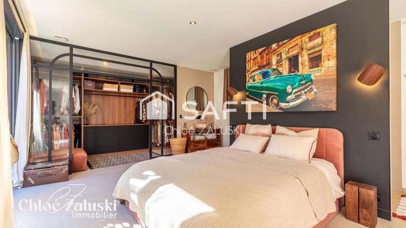 Maison - 280 m² - 7 pièces