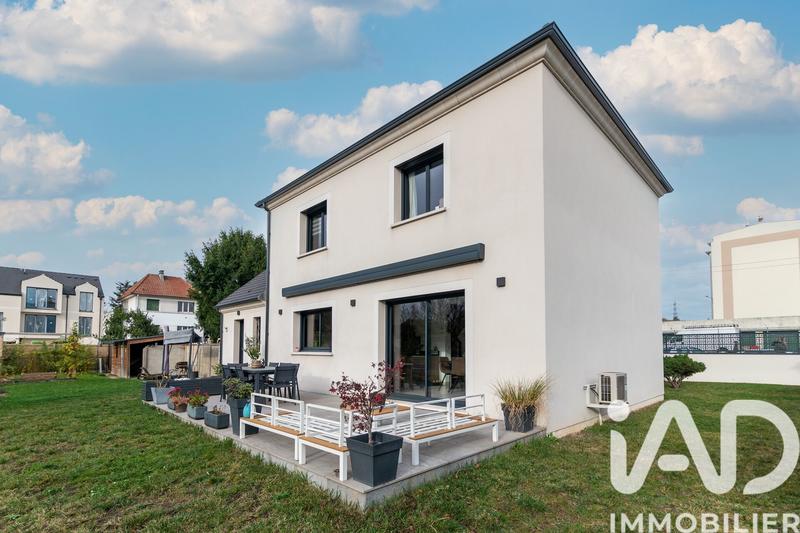 Maison - 125 m² - 6 pièces