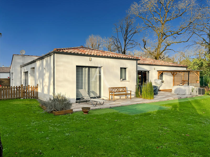 Maison - 155 m² - 6 pièces