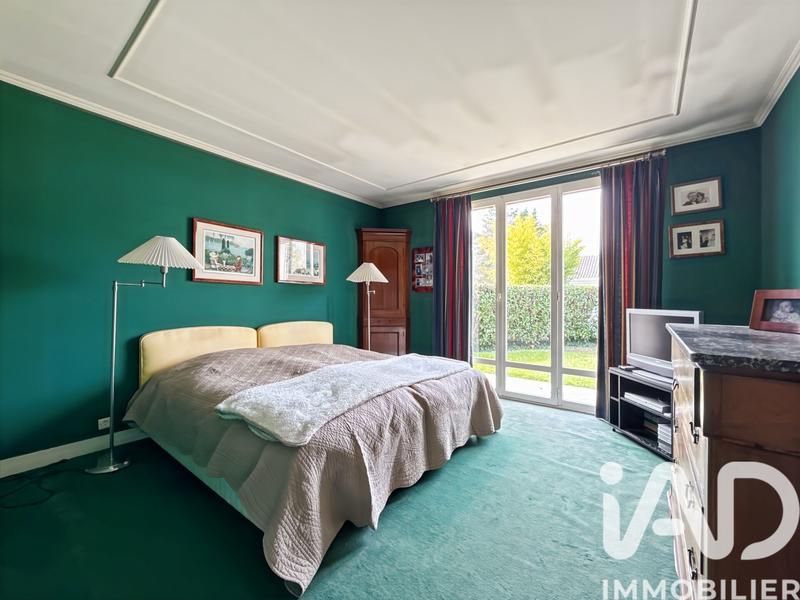 Maison - 182 m² - 7 pièces