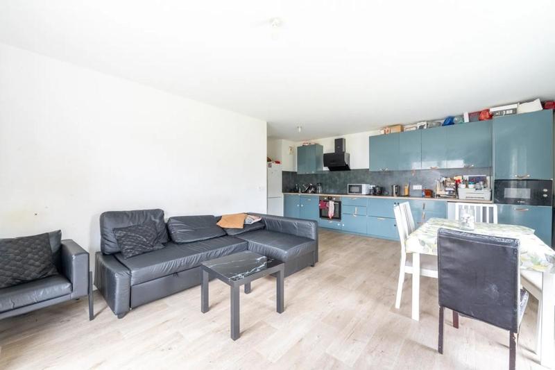 Appartement - 75 m² - 4 pièces