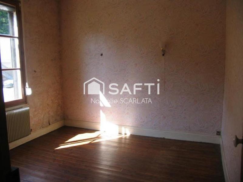 Maison - 92 m² - 5 pièces