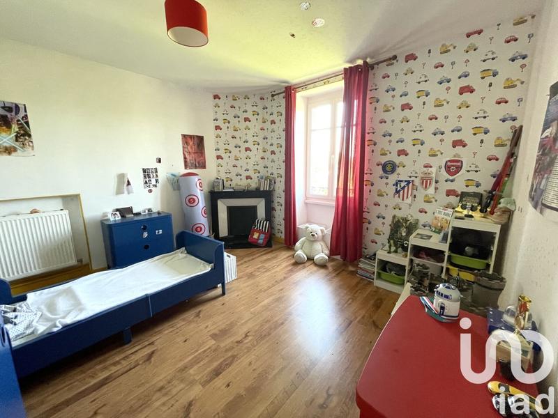 Maison - 189 m² - 9 pièces