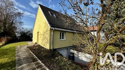 Maison - 105 m² - 6 pièces