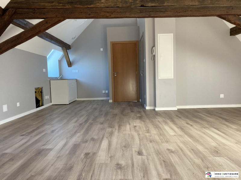 Appartement - 90 m² - 4 pièces