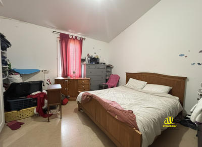 Maison - 179 m² - 7 pièces