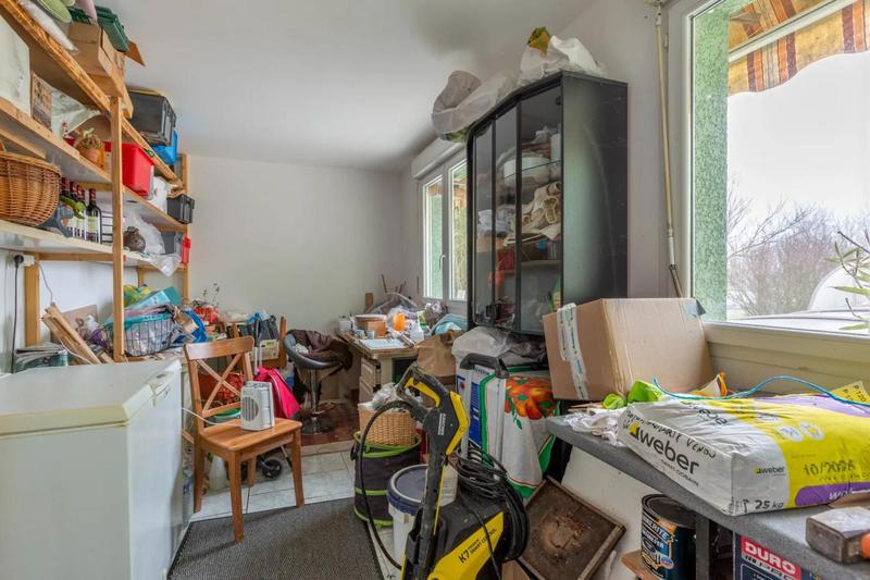 Maison - 235 m² - 8 pièces