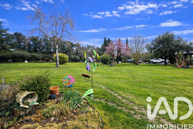 Maison - 210 m² - 7 pièces