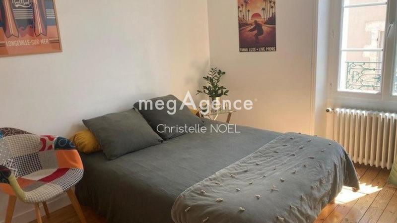 Maison - 205 m² - 8 pièces